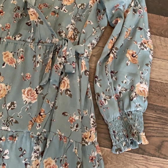 Kit + Sky Floral Print Midi Dress with Sleeves - Picture 3 of 5